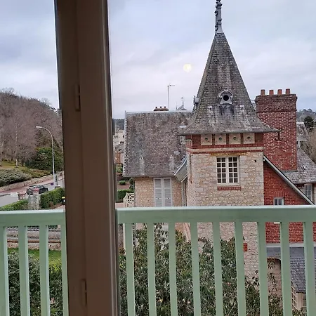 T2 La Source 500m De Thermes Apartment